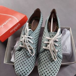 Easy Spirit mint green tennis shoes